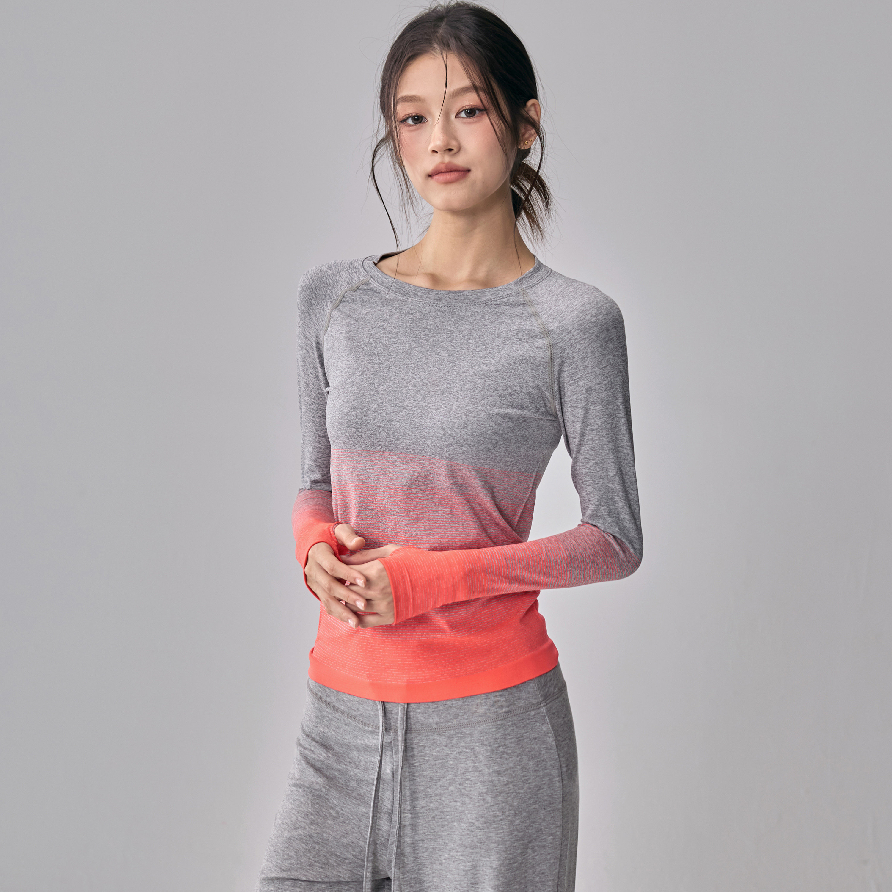 健身女孩渐变圆领瑜伽服长袖修身显瘦普拉提训练户外跑步运动上衣,淘宝优惠券,粉丝福利购,淘宝优惠卷