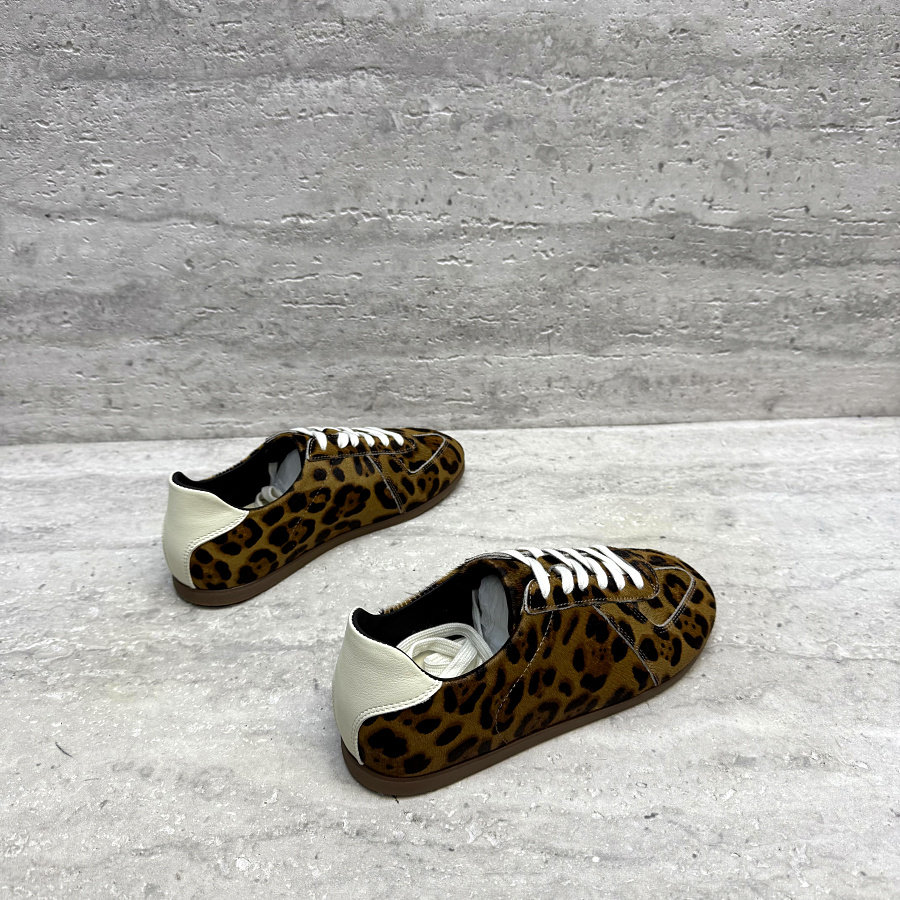 欧洲站欧货女鞋2026春季新款马毛真皮平底圆头单鞋系带百搭休闲鞋,淘宝优惠券,粉丝福利购,淘宝优惠卷