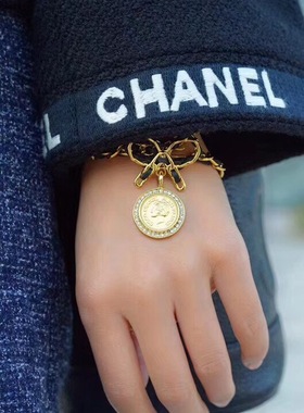 王鸥金币羊皮女士蝴蝶结项链欧美