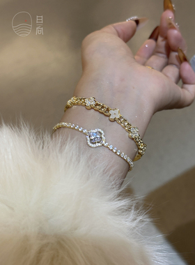 美哭了！贼贵气的四叶草锆石手镯手链轻奢富家千金风叠戴手饰品女