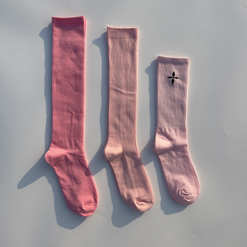 2双紫粉纯色超火多巴胺百搭潮ins网红男女中筒袜子街舞过膝长棉袜,淘宝优惠券,粉丝福利购,淘宝优惠卷