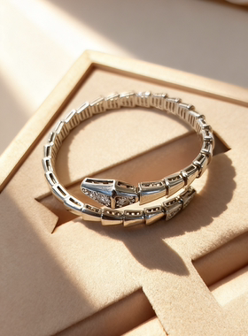 蛇形手镯女纯银镀18K玫瑰金满钻蛇骨轻奢多圈蛇头镶钻款开口手环