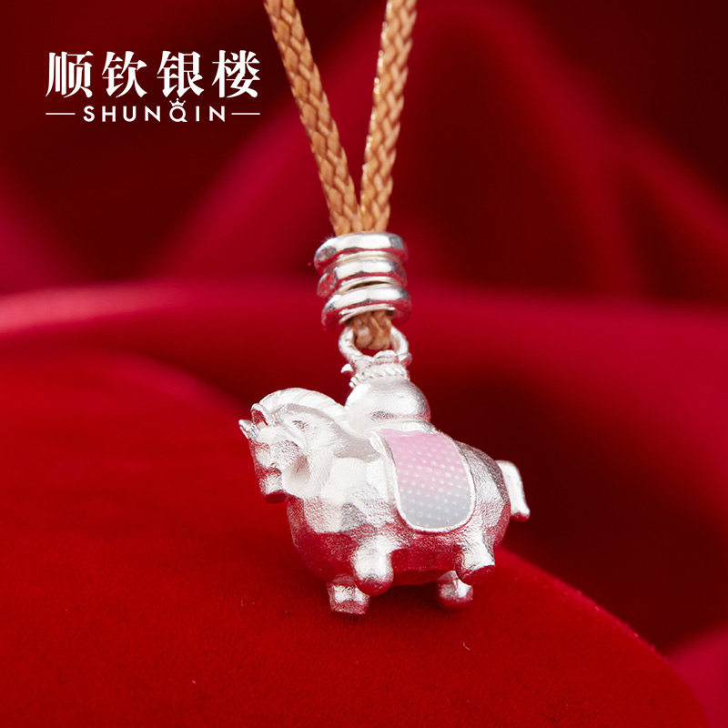 顺钦银楼S9999可爱马吊坠项链卡通毛衣链送女友 - 图2