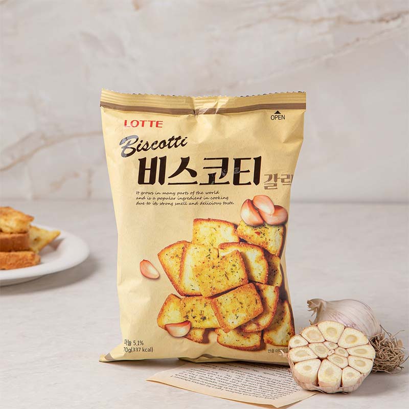 韩国进口零食乐天蒜香烤面包片70g酥性饼干烤馍片非油炸膨化食品