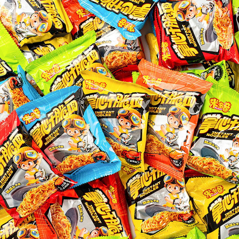 米多奇掌心脆干脆面蟹黄干吃方便面整箱小零食休闲食品小吃解馋