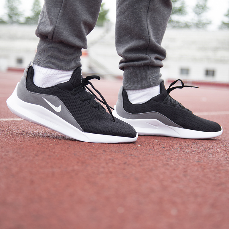 nike viale mens trainers