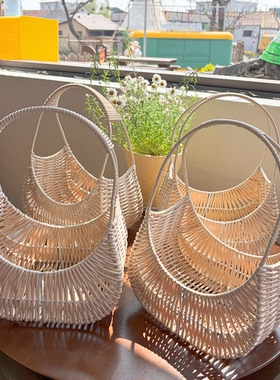 柳元素花篮批发，5个装母亲节新款月牙包母亲节仿藤手提花篮韩系