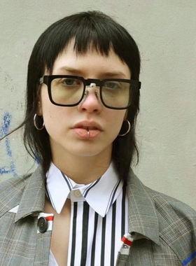 浅绿色UV400方形赛博朋克墨镜