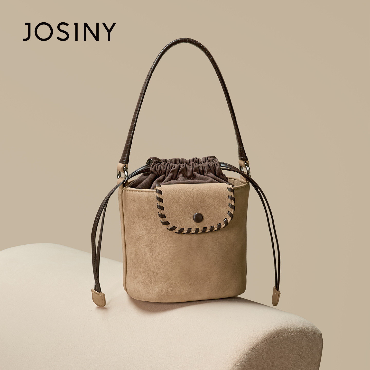 卓诗尼抽绳水桶包女2025新款百搭时尚高级感单肩斜挎包手提小包包 - 图0