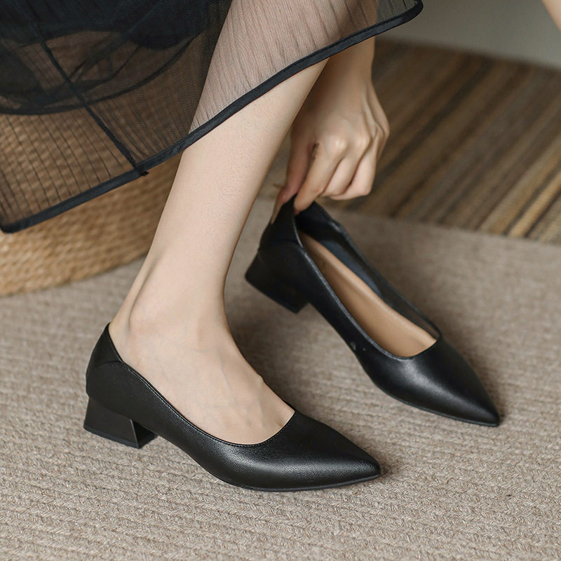 2026秋新款尖头软皮浅口奶奶船鞋平底单鞋软底孕妇瓢鞋女黑色百搭,淘宝优惠券,粉丝福利购,淘宝优惠卷