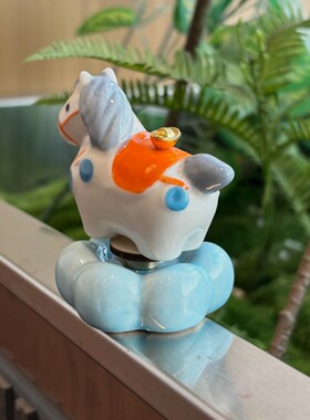 景德镇陶瓷转转小马稀奇古怪摆件