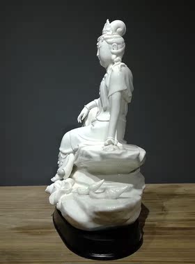 德化窑陶瓷莲花水月自在观音新中式禅意客厅玄关摆件佛像工艺品