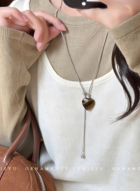 蝴蝶闪钻气质项链女小众高级感