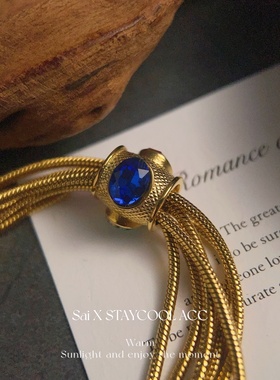 金色钛钢多层链条镶钻重工复古中古风女士手链高级感北欧风宫廷风