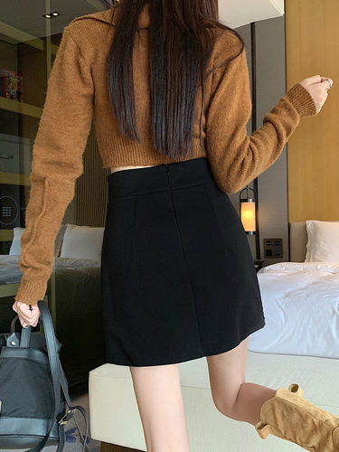 胖mm褶皱小黑裙女秋冬新款高腰显瘦不规则A字半身裙时尚包臀短裙 - 图2