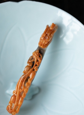 泼墨。天然红翡A货  立体精雕龙首  祥瑞如意 把玩件吊坠（原2千5