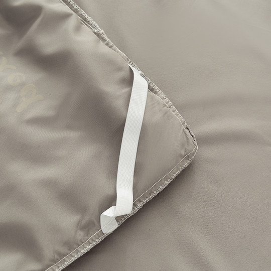 Bedskirt single-piece anti-slip protective cover