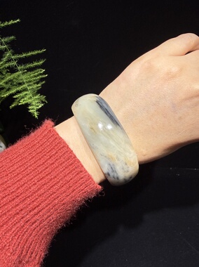 儒贤玉道新疆和田玉籽料三彩楼兰宽版随行镯三色交织如丹霞分层