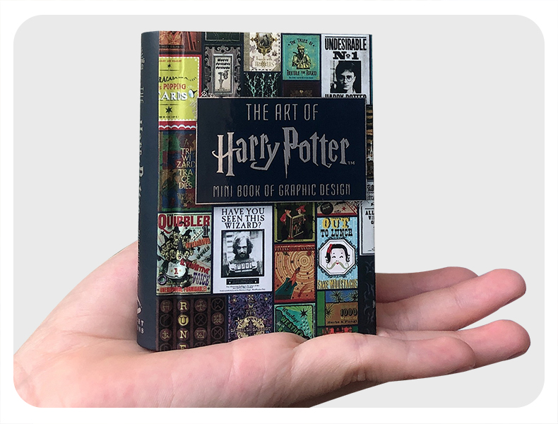 英文原版 Art of Harry Potter: Mini Book of Graphic Design哈利波特艺术画册设定集 平面艺术设计迷你书精装小学生课外读物 - 图0