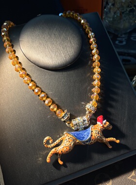 vintage中古 时尚设计款真金电镀小猎豹kf磁吸吊坠