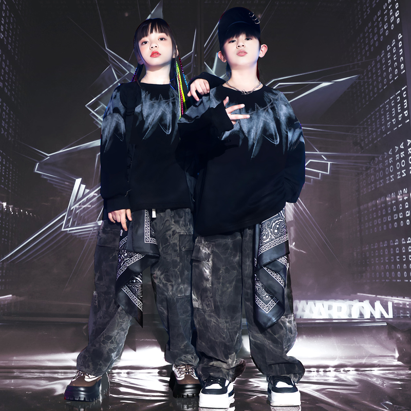 街舞儿童潮服男童架子鼓表演服女童嘻哈hiphop炸街大童演出服套装 - 图2