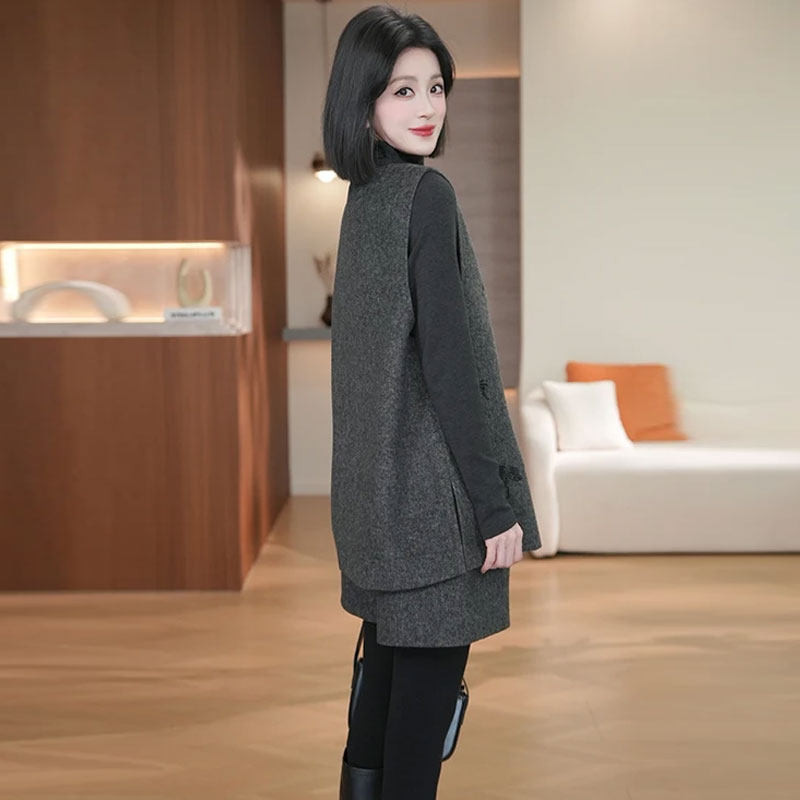 时尚套装女2025秋冬新款洋气半高领打底衫V领马甲短裤显瘦三件套,淘宝优惠券,粉丝福利购,淘宝优惠卷