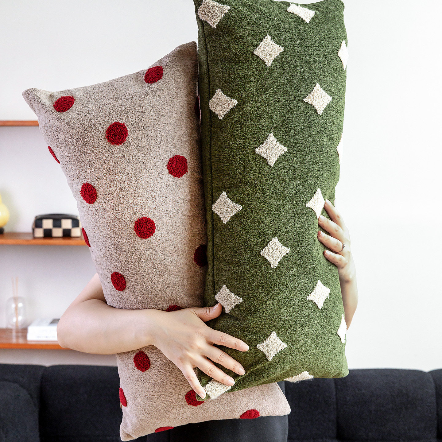 中古风「三色刺绣抱枕」客厅沙发靠垫办公室腰枕套床头卧室靠枕,淘宝优惠券,粉丝福利购,淘宝优惠卷