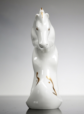 十二生肖马纯白描金动物瓷塑