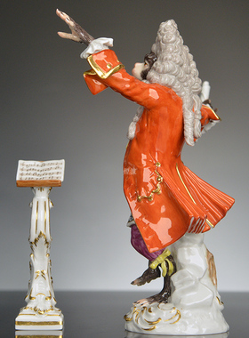 巴洛克风格经典收藏瓷塑指挥家