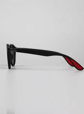 时尚风椭圆形米钉潮流百搭太阳镜