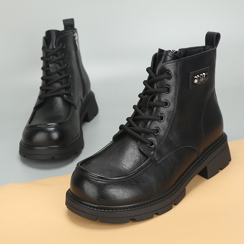 大码女鞋41-43冬季新款2025短靴女时尚百搭显瘦加绒系带马丁靴,淘宝优惠券,粉丝福利购,淘宝优惠卷