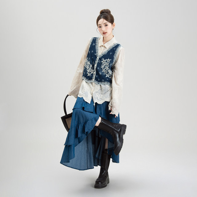 Apricot crochet embroidered ເສື້ອ vest ແລະຊຸດກະໂປງ