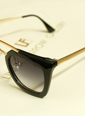 墨镜花儿与少年许晴千颂伊太阳镜