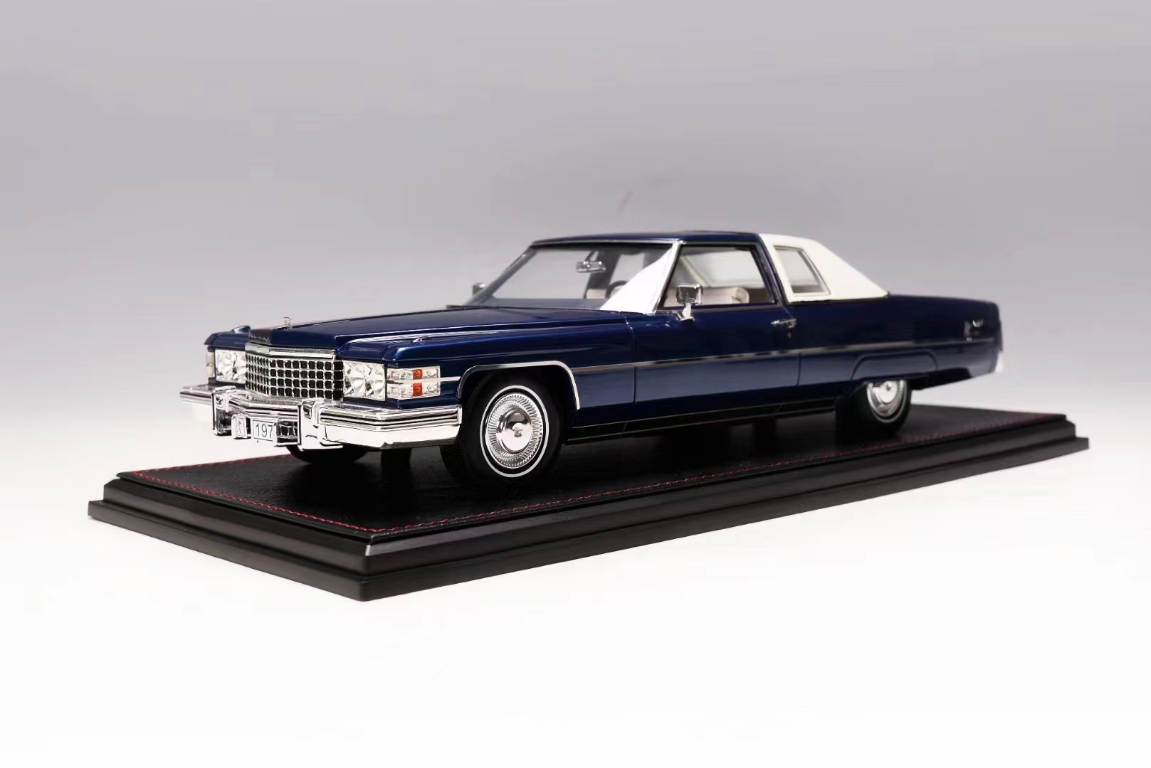 SM 1/18凯迪拉克帝威Cadillac Coupe De Ville 1974树脂汽车模型-图2