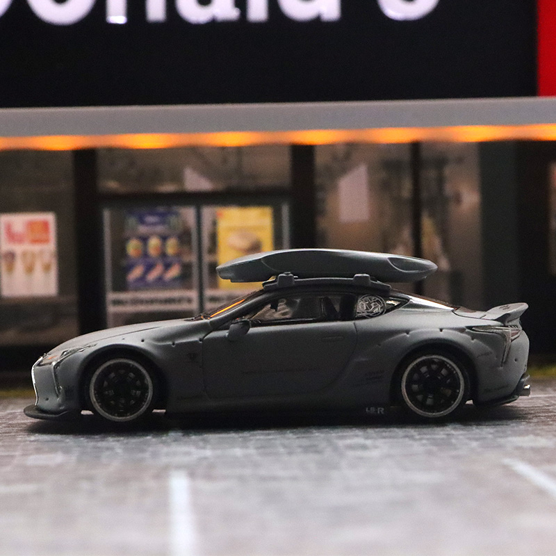 Master 1:64 LEXUS雷克萨斯LC500旅行版带行李箱仿真合金汽车模型-图0