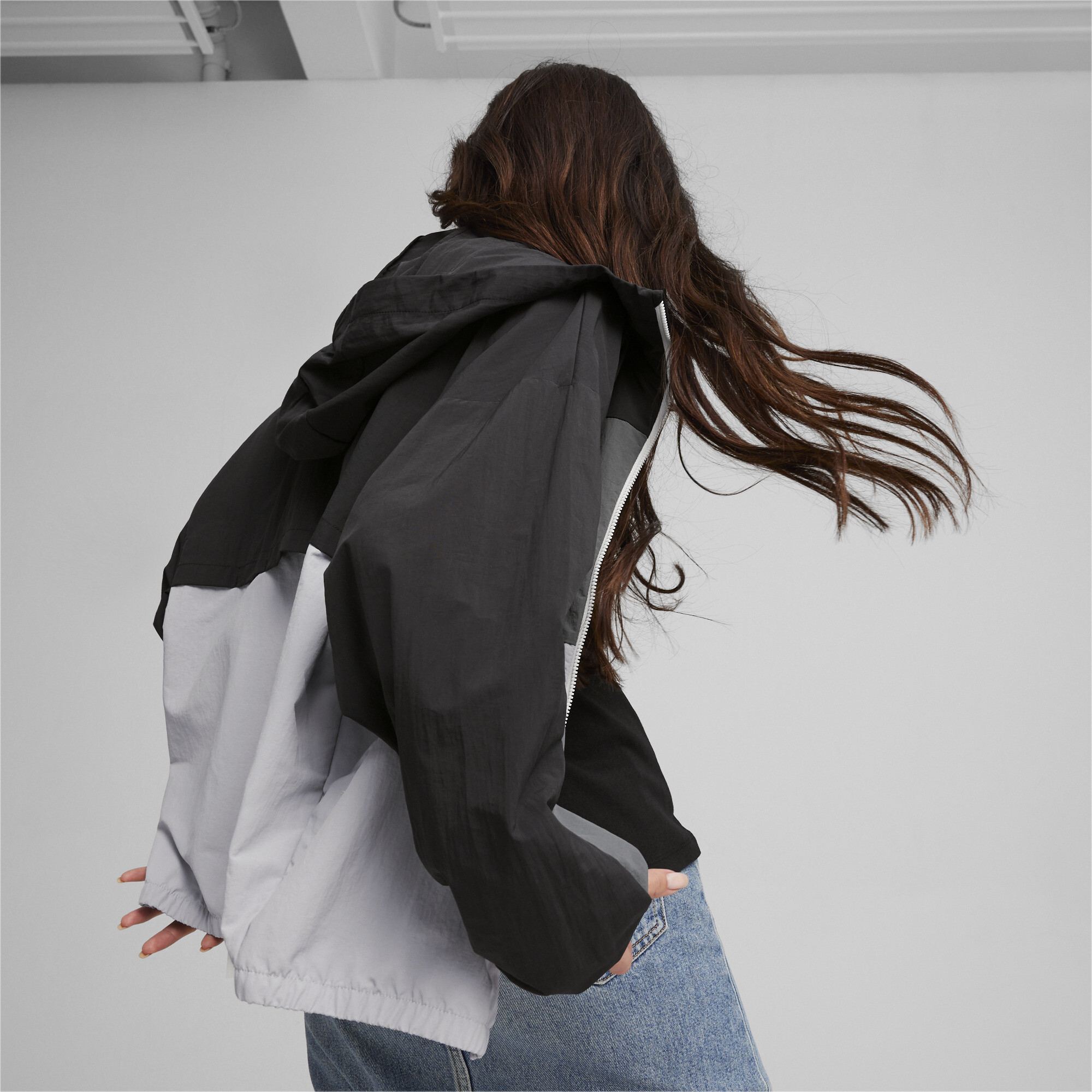 PUMA彪马官方女子运动休闲连帽外套 HOODED WINDBREAKER 682269-图0