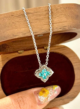 轻奢薄荷曼波四叶草项链女