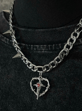 怪糖饰物集原创爱心十字铆钉项链