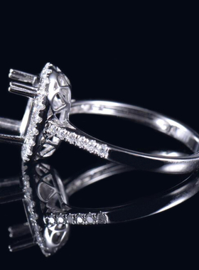 于凡珠宝 18K金镶嵌轻奢定制女士指环空托椭圆形7*9钻石戒环指托