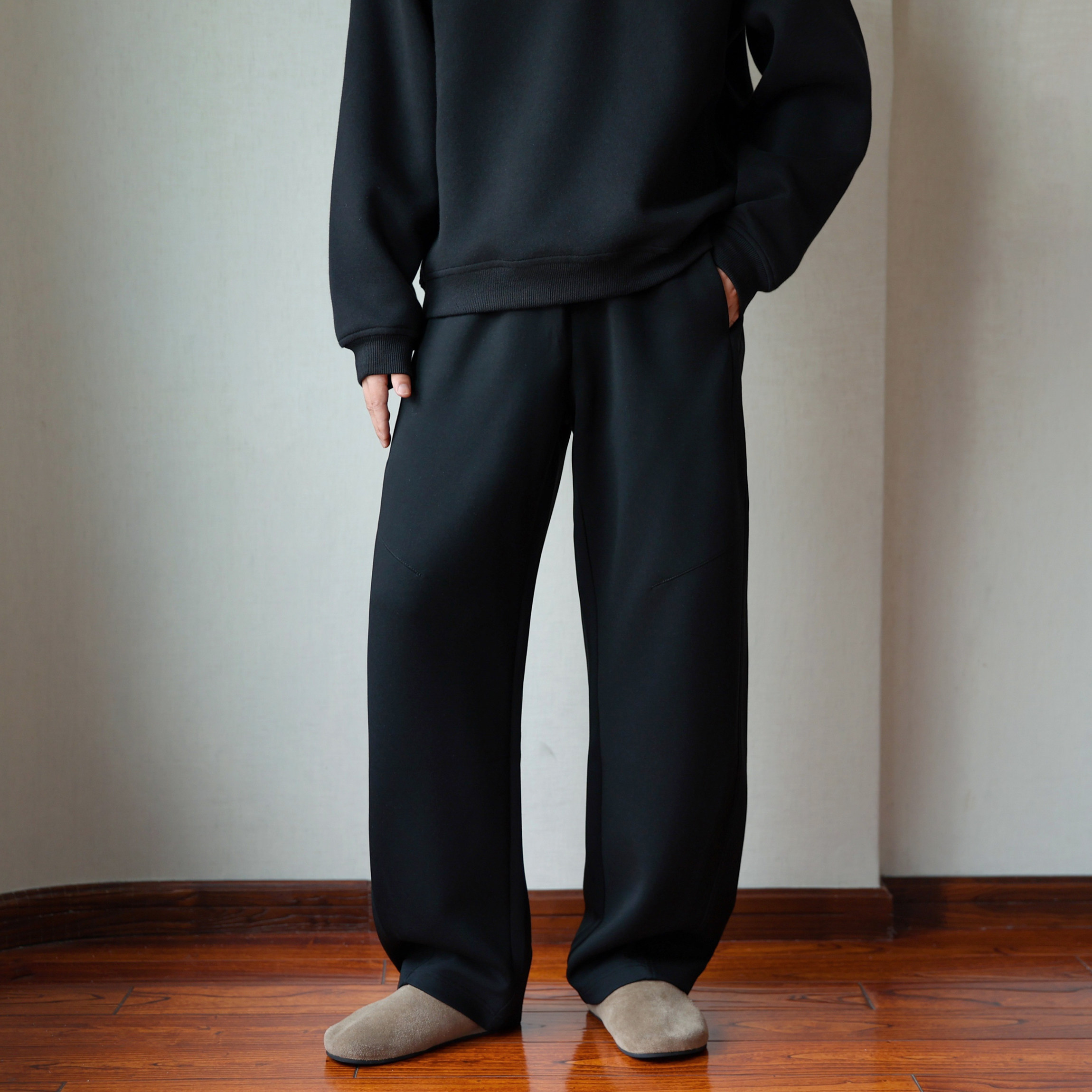 空气层垂感休闲卫裤男秋冬季爽滑小弯刀显腿长显高直筒宽松长裤,淘宝优惠券,粉丝福利购,淘宝优惠卷