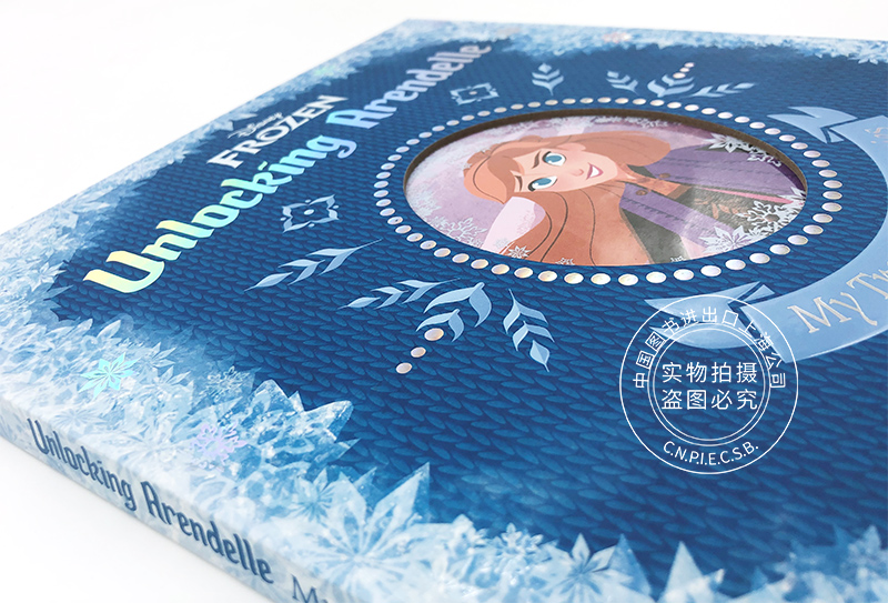 现货 冰雪奇缘2 打开阿伦黛尔 英文原版 Disney Frozen Unlocking Arendelle 我的珍贵记忆 迪斯尼绘本画册 暗影森林 精装艾莎安娜 - 图0