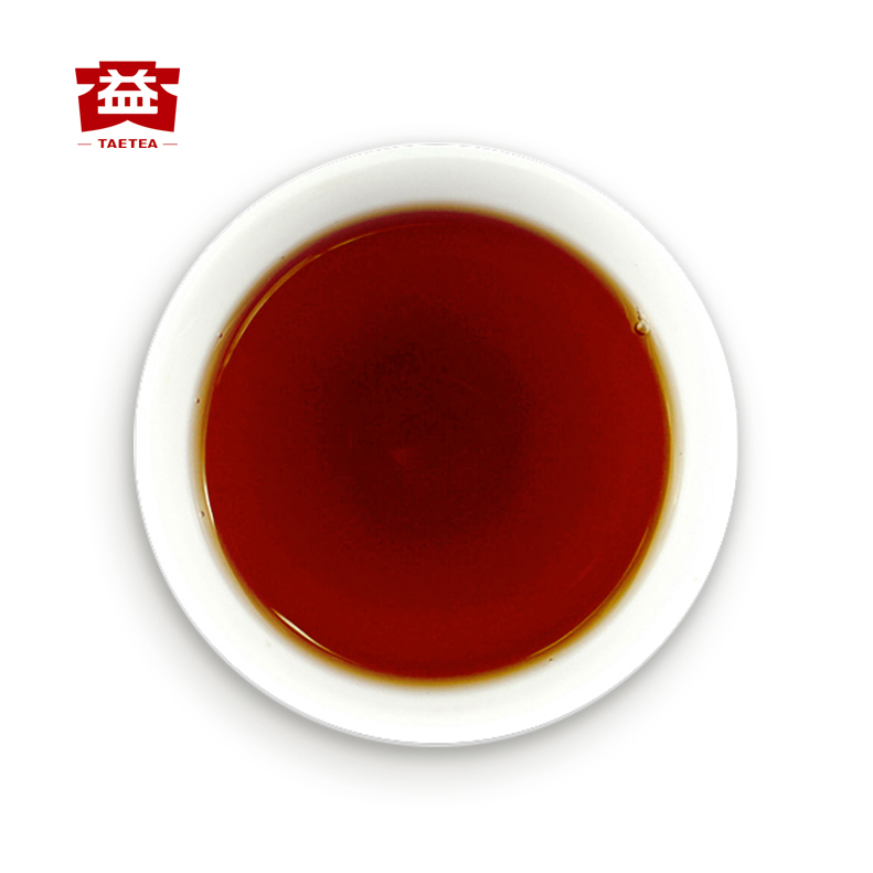 1701 357g 大益普洱茶宫廷臻品熟茶老茶客青睐金针白莲七子饼茶 1701 357g 大益普洱茶宫廷臻品熟茶老茶客青睐金针白莲七子饼茶
