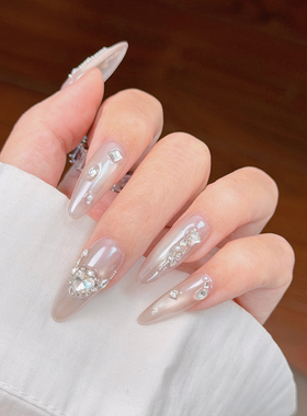 【Lilynail月神泪】手工穿戴甲2026新款碎钻指甲贴温柔冰凉感美甲
