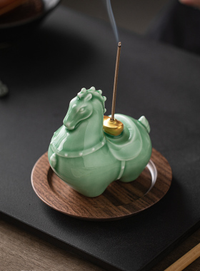 陶瓷生肖马香插小摆件