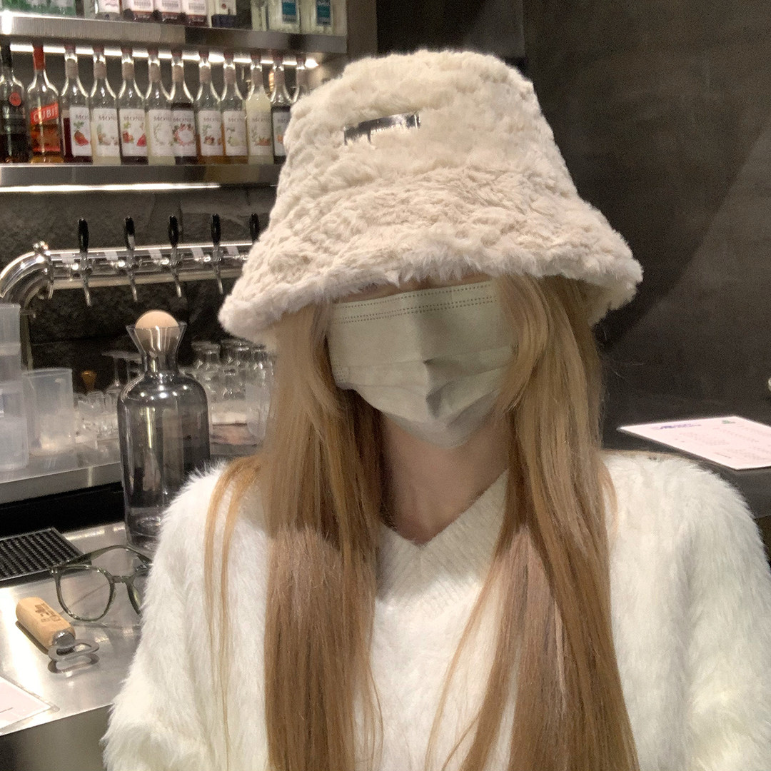 渔夫帽女秋冬2025爆新款百搭保暖羊羔毛毛绒显脸小盆帽韩版大头围,淘宝优惠券,粉丝福利购,淘宝优惠卷