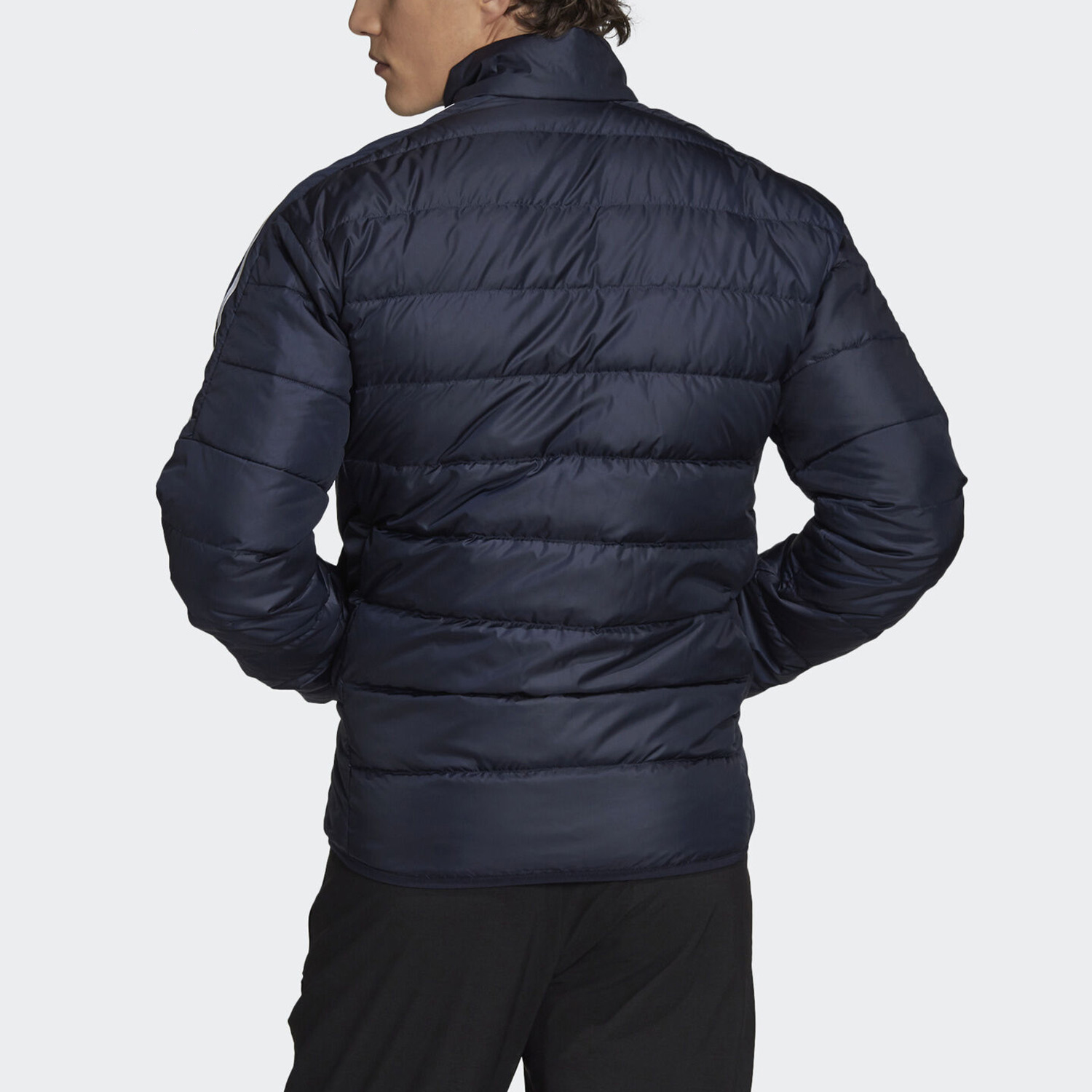 Adidas/阿迪达斯正品秋冬保暖新款男子休闲运动轻薄羽绒服GH4594 - 图1