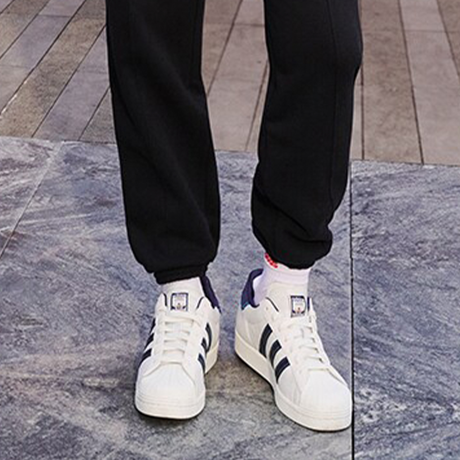 Adidas/阿迪达斯正品三叶草FEIFEI 女士休闲运动板鞋ID1139 - 图0