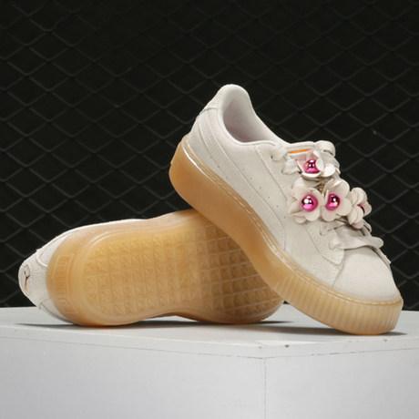 puma platform flower
