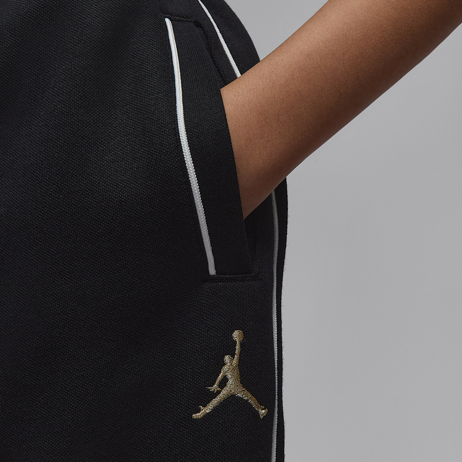 Nike/耐克官方正品JORDAN大童运动束脚刺绣针织长裤IR8008-010,淘宝优惠券,粉丝福利购,淘宝优惠卷