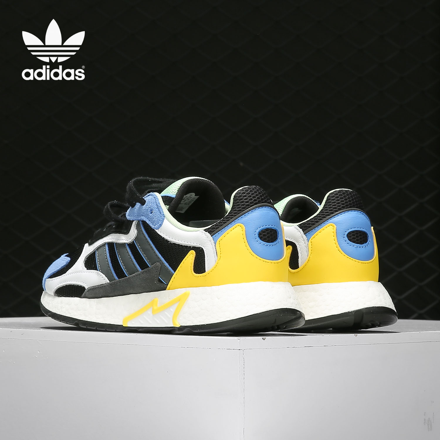 Adidas/阿迪达斯正品 TRESC RUN BR 男女经典休闲运动板鞋FV4710 - 图1
